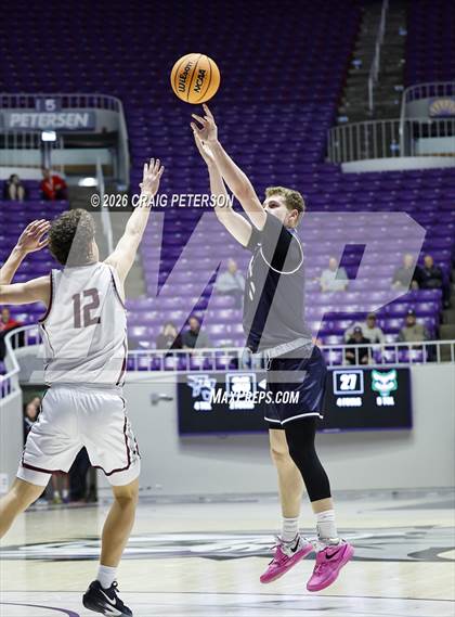 Thumbnail 2 in Timpanogos vs Pine View (UHSAA 4A Quarterfinal) photogallery.