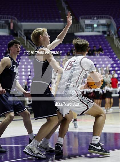 Thumbnail 1 in Timpanogos vs Pine View (UHSAA 4A Quarterfinal) photogallery.