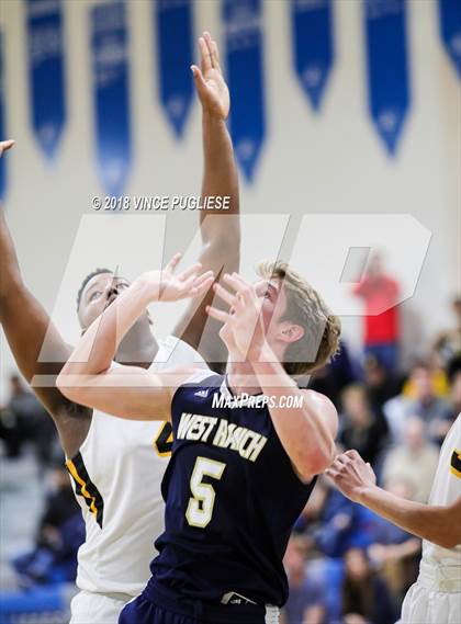 Thumbnail 1 in Ventura vs. West Ranch (2018 Bulldogs Tournament) photogallery.