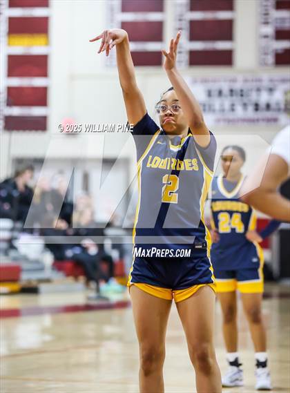 Thumbnail 3 in Our Lady of Lourdes vs Pine Bush (Coaches vs Cancer Tournament) photogallery.