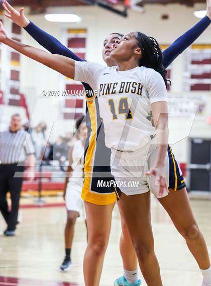 Thumbnail 2 in Our Lady of Lourdes vs Pine Bush (Coaches vs Cancer Tournament) photogallery.