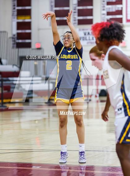 Thumbnail 3 in Our Lady of Lourdes vs Pine Bush (Coaches vs Cancer Tournament) photogallery.