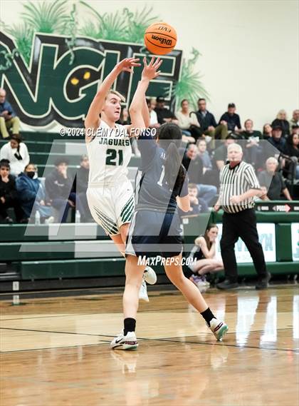 Thumbnail 2 in Arrupe Jesuit vs D’Evelyn (CHSAA 4A State Tournament Round 1) photogallery.