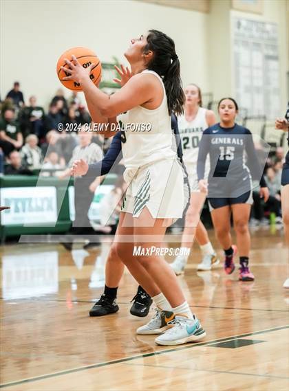 Thumbnail 2 in Arrupe Jesuit vs D’Evelyn (CHSAA 4A State Tournament Round 1) photogallery.