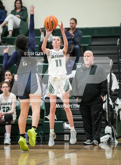 Thumbnail 3 in Arrupe Jesuit vs D’Evelyn (CHSAA 4A State Tournament Round 1) photogallery.