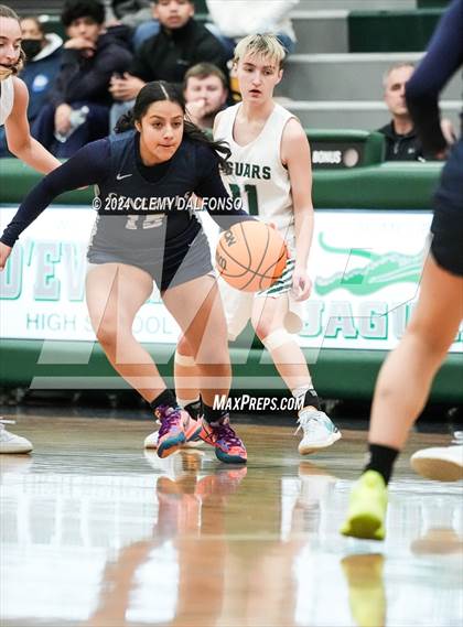 Thumbnail 1 in Arrupe Jesuit vs D’Evelyn (CHSAA 4A State Tournament Round 1) photogallery.