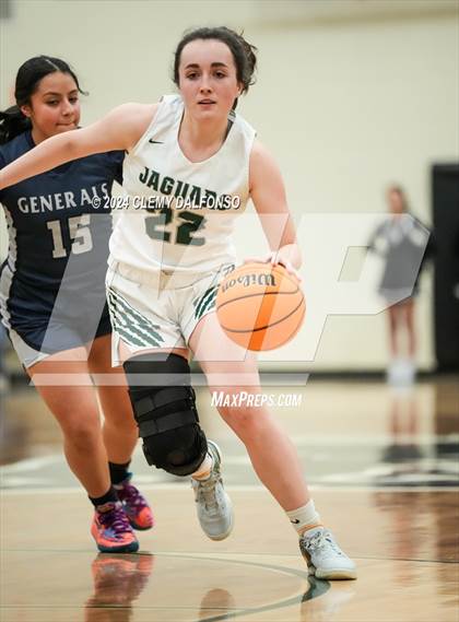 Thumbnail 3 in Arrupe Jesuit vs D’Evelyn (CHSAA 4A State Tournament Round 1) photogallery.