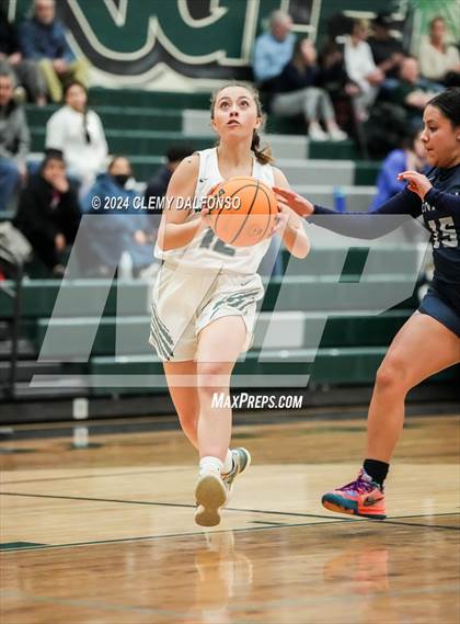 Thumbnail 2 in Arrupe Jesuit vs D’Evelyn (CHSAA 4A State Tournament Round 1) photogallery.