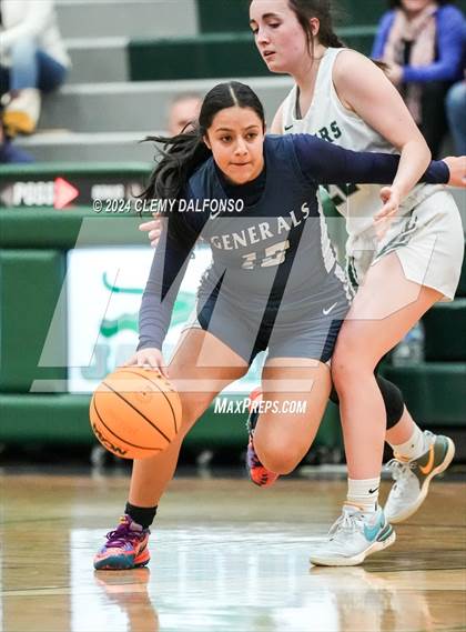 Thumbnail 1 in Arrupe Jesuit vs D’Evelyn (CHSAA 4A State Tournament Round 1) photogallery.