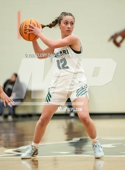 Thumbnail 2 in Arrupe Jesuit vs D’Evelyn (CHSAA 4A State Tournament Round 1) photogallery.
