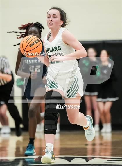 Thumbnail 3 in Arrupe Jesuit vs D’Evelyn (CHSAA 4A State Tournament Round 1) photogallery.