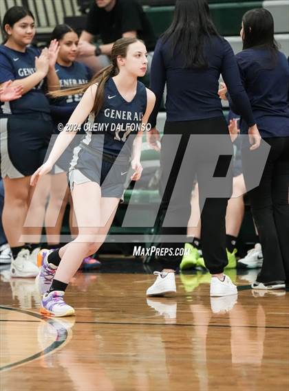Thumbnail 3 in Arrupe Jesuit vs D’Evelyn (CHSAA 4A State Tournament Round 1) photogallery.