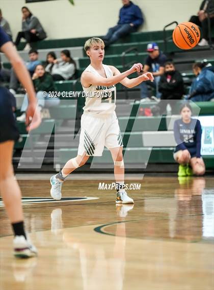 Thumbnail 1 in Arrupe Jesuit vs D’Evelyn (CHSAA 4A State Tournament Round 1) photogallery.