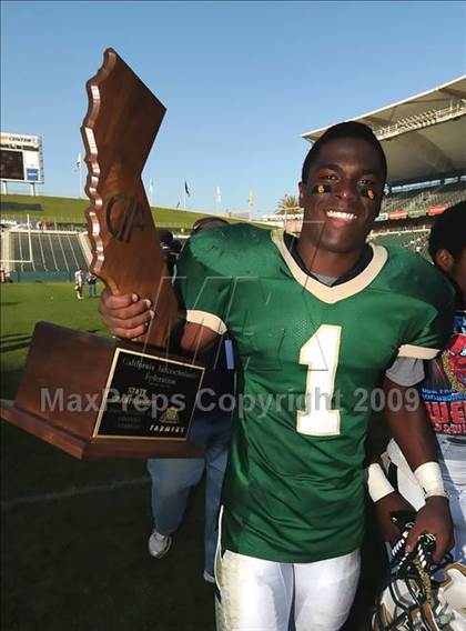 Thumbnail 3 in Cardinal Newman vs. St. Bonaventure (CIF State D3 Final) photogallery.