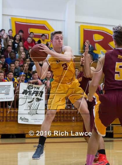 Thumbnail 1 in El Modena @ Esperanza photogallery.