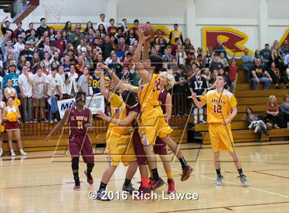 Thumbnail 1 in El Modena @ Esperanza photogallery.
