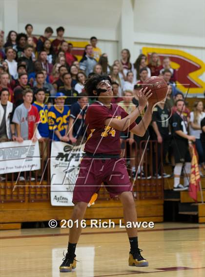 Thumbnail 1 in El Modena @ Esperanza photogallery.