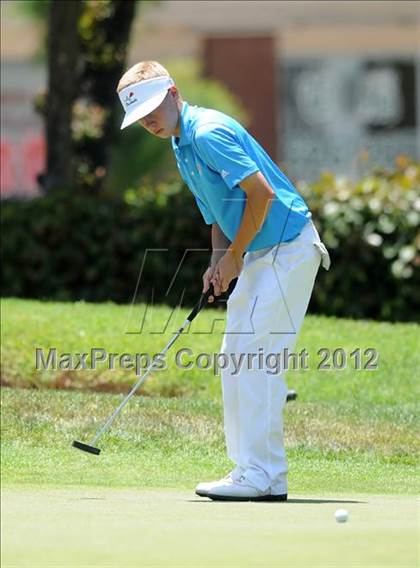 Thumbnail 2 in CIF State Boys Golf Championships photogallery.