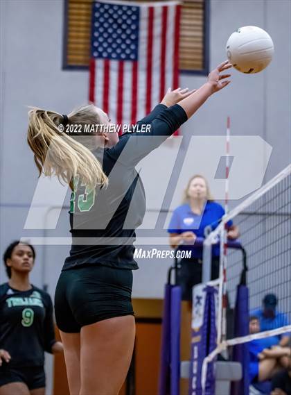 Thumbnail 3 in Gray's Creek vs West Brunswick (Jack Britt's 19th Annual Volleyball Jamboree)(scrimmage) photogallery.