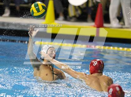 Thumbnail 2 in Coronado vs. Mt. Carmel (CIF SDS Division 1 Final) photogallery.