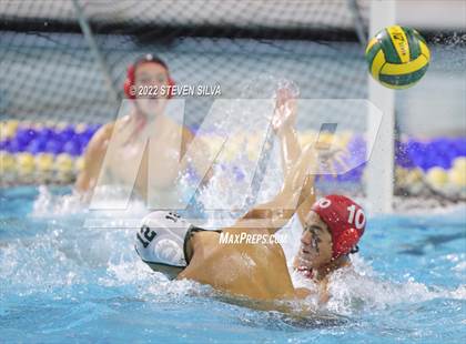 Thumbnail 3 in Coronado vs. Mt. Carmel (CIF SDS Division 1 Final) photogallery.