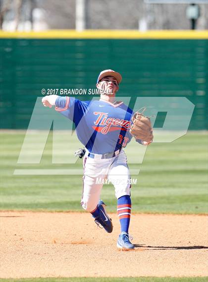 Thumbnail 3 in Talladega @ Chilton County photogallery.