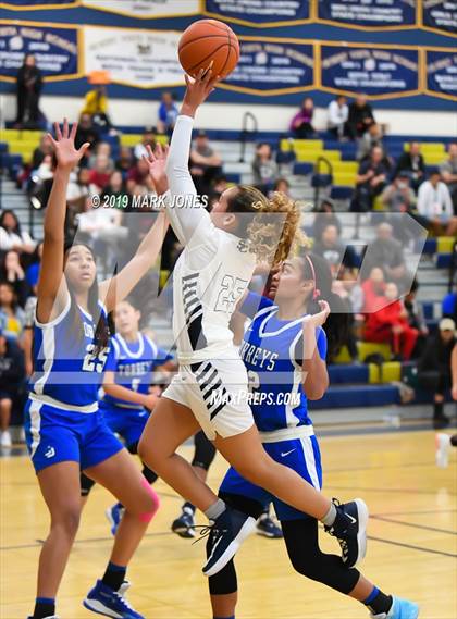 Thumbnail 2 in La Jolla Country Day vs. Sierra Canyon (Nike Tournament of Champions)  photogallery.