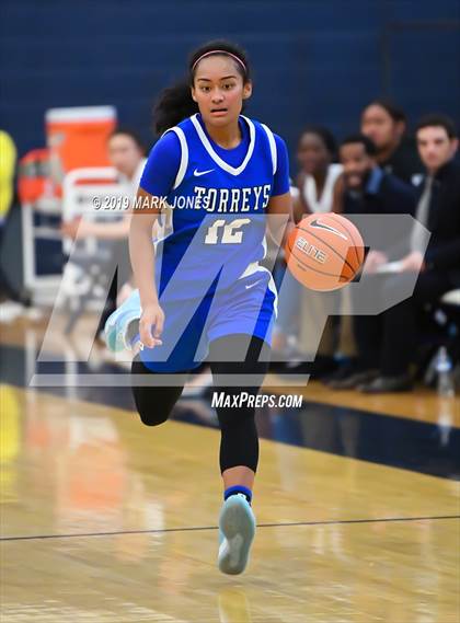 Thumbnail 2 in La Jolla Country Day vs. Sierra Canyon (Nike Tournament of Champions)  photogallery.