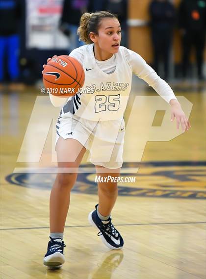 Thumbnail 3 in La Jolla Country Day vs. Sierra Canyon (Nike Tournament of Champions)  photogallery.