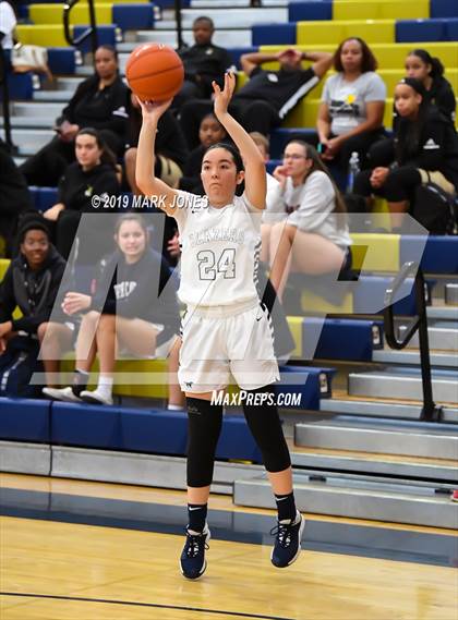 Thumbnail 1 in La Jolla Country Day vs. Sierra Canyon (Nike Tournament of Champions)  photogallery.