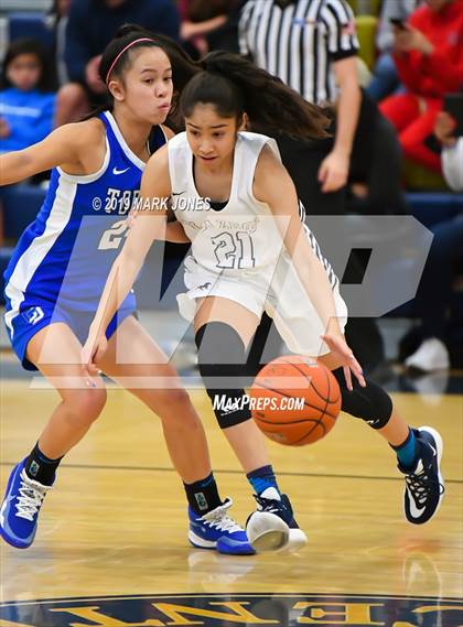 Thumbnail 2 in La Jolla Country Day vs. Sierra Canyon (Nike Tournament of Champions)  photogallery.