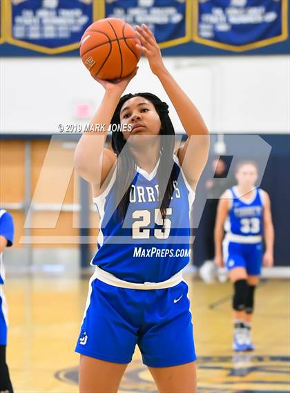 Thumbnail 1 in La Jolla Country Day vs. Sierra Canyon (Nike Tournament of Champions)  photogallery.