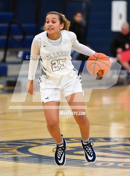 Thumbnail 3 in La Jolla Country Day vs. Sierra Canyon (Nike Tournament of Champions)  photogallery.