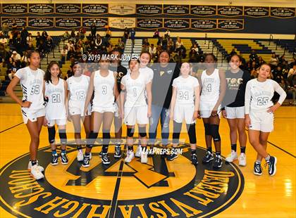Thumbnail 3 in La Jolla Country Day vs. Sierra Canyon (Nike Tournament of Champions)  photogallery.