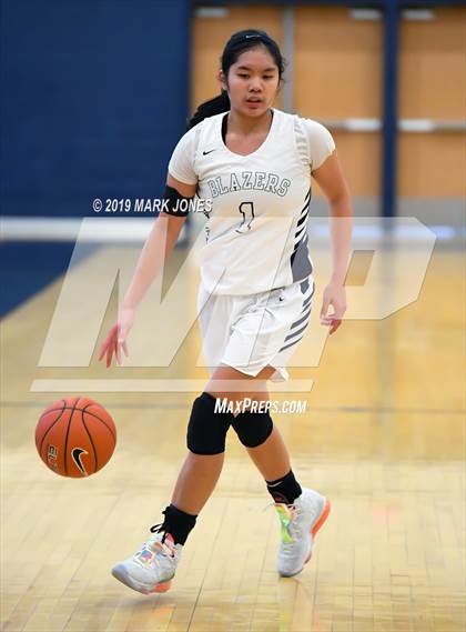 Thumbnail 3 in La Jolla Country Day vs. Sierra Canyon (Nike Tournament of Champions)  photogallery.
