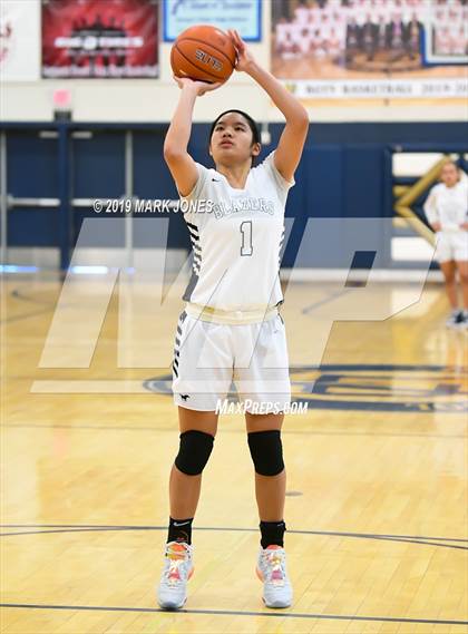 Thumbnail 3 in La Jolla Country Day vs. Sierra Canyon (Nike Tournament of Champions)  photogallery.