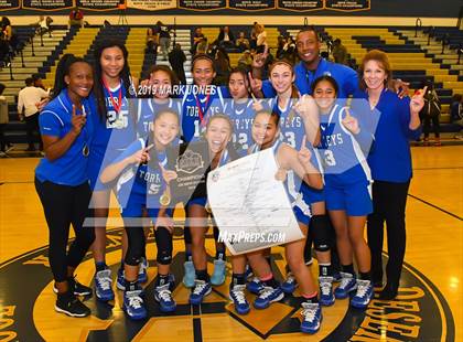 Thumbnail 2 in La Jolla Country Day vs. Sierra Canyon (Nike Tournament of Champions)  photogallery.