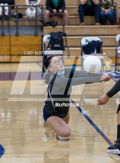 Thumbnail 2 in Great Oak @ Chaparral photogallery.