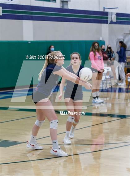 Thumbnail 2 in Great Oak @ Chaparral photogallery.
