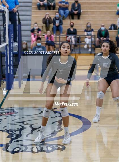 Thumbnail 1 in Great Oak @ Chaparral photogallery.