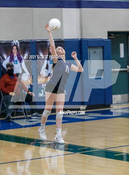 Thumbnail 3 in Great Oak @ Chaparral photogallery.