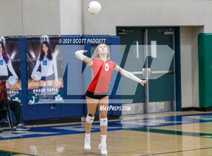 Thumbnail 3 in Great Oak @ Chaparral photogallery.
