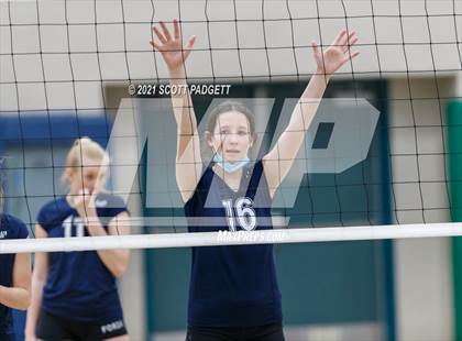 Thumbnail 1 in Great Oak @ Chaparral photogallery.