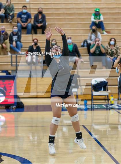 Thumbnail 3 in Great Oak @ Chaparral photogallery.
