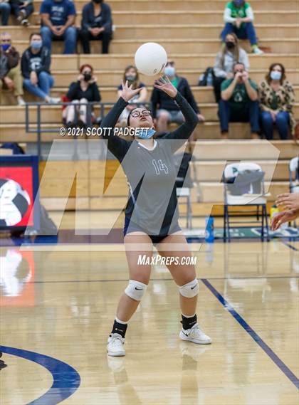 Thumbnail 1 in Great Oak @ Chaparral photogallery.