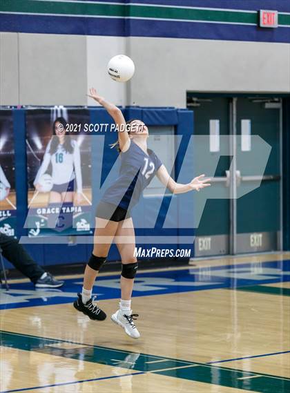 Thumbnail 2 in Great Oak @ Chaparral photogallery.