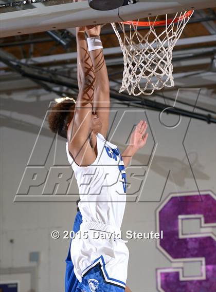 Thumbnail 2 in Newark Memorial vs. Capital Christian (St. Hope Elite Classic) photogallery.