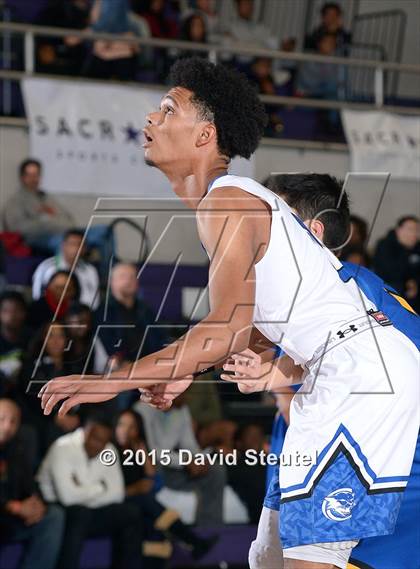 Thumbnail 1 in Newark Memorial vs. Capital Christian (St. Hope Elite Classic) photogallery.