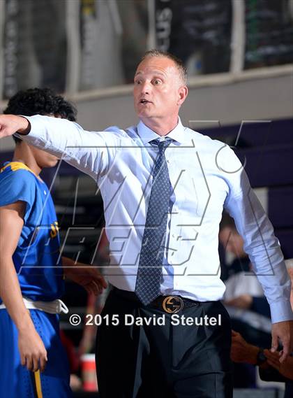 Thumbnail 2 in Newark Memorial vs. Capital Christian (St. Hope Elite Classic) photogallery.