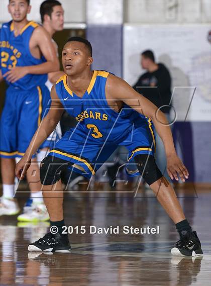 Thumbnail 3 in Newark Memorial vs. Capital Christian (St. Hope Elite Classic) photogallery.